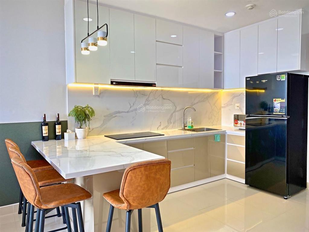 Cho thuê river gate 2pn 56m² full nội thất, view sông giá cực tốt 18 triệu/ tháng.