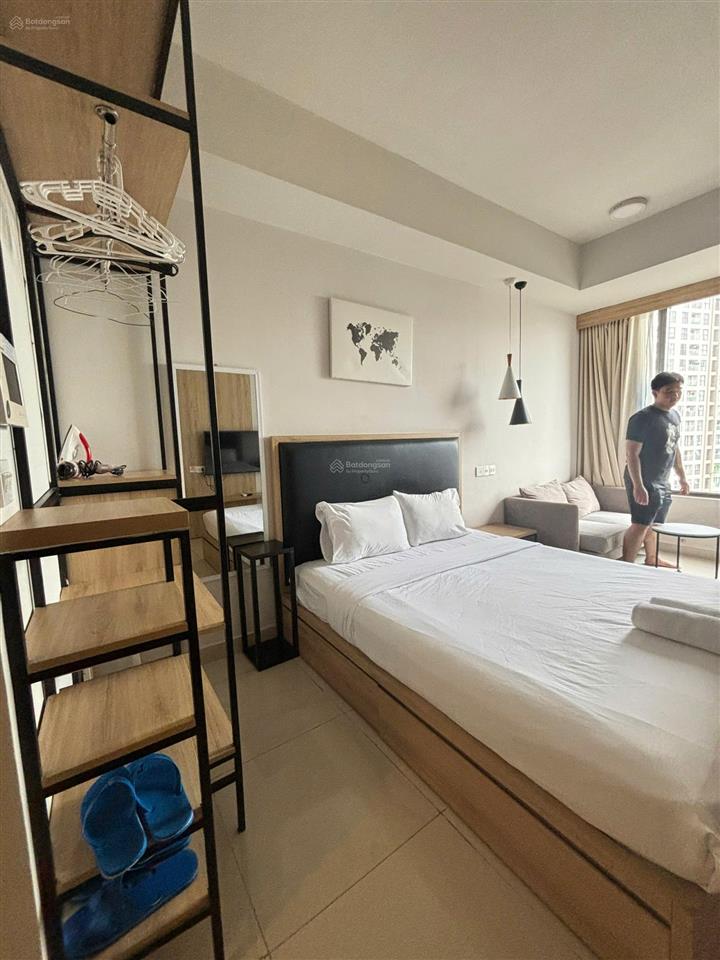 Bán căn officetel river gate 26m² full nt sẵn hđ thuê giá 3 tỷ bao hết mọi chi phí
