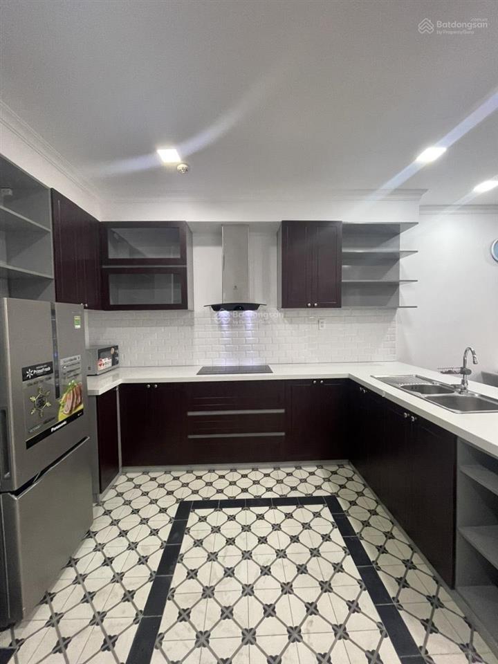 Cho thuê the gold view 3pn2wc 117m full nt giá cực tốt chỉ 25 triệu net
