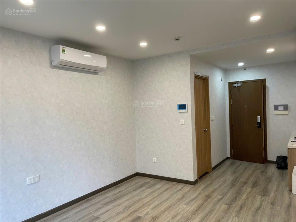 Bán officetel millennium q4 căn 38m giá 3.5 tỷ nhà trống bàn giao ngay
