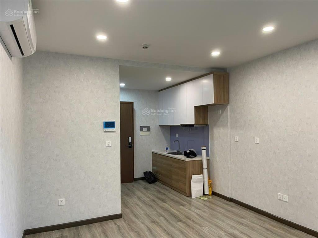 Bán officetel millennium q4 căn 38m giá 3.5 tỷ nhà trống bàn giao ngay