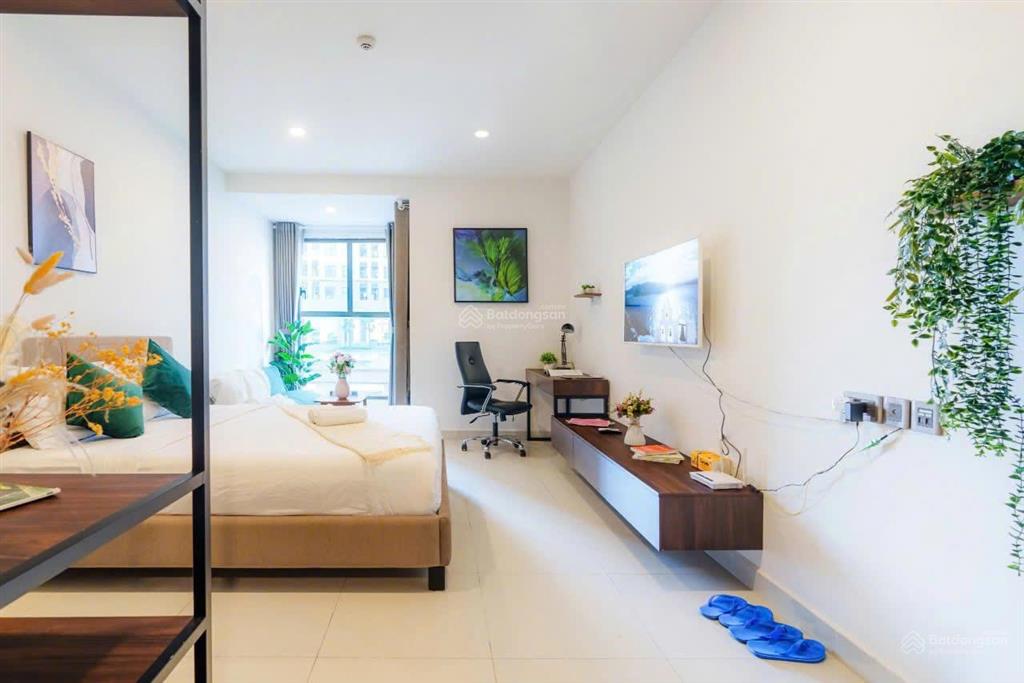 Bán saigon royal q4 43.3m2 full nội thất sẵn hợp đồng thuê giá 5.5 tỷ
