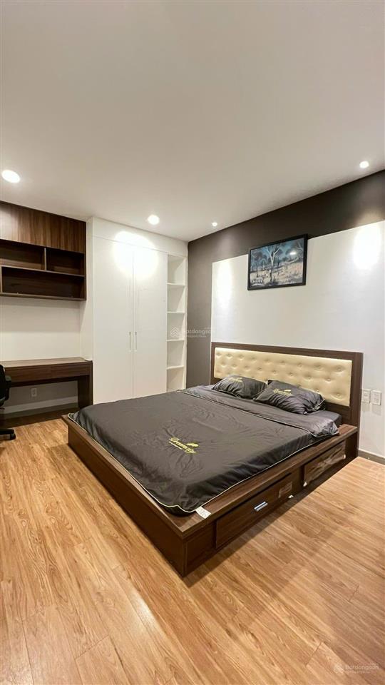 Bán gold view 2pn2wc 92m view hồ bơi sẵn hợp đồng thuê giá 8 tỷ