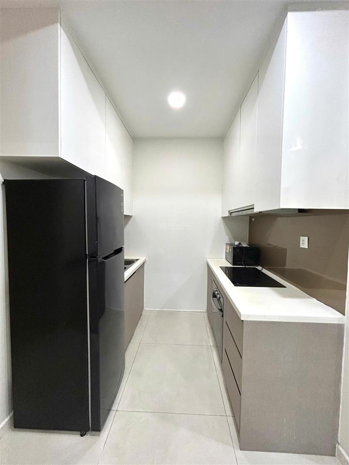 Cho thuê căn hộ millennium 55m2 (1pn 1wc), ban công rộng thoáng, full nội thất 18tr  trống ở ngay