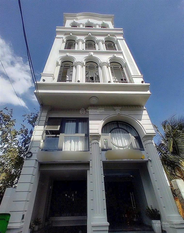Bán nhà mặt tiền đặng văn bị, thành phố thủ đức  dt 8x45m  hầm 7 tầnghdt 220 triệu  giá 43 tỷ