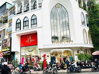 Siêu hiếm căn góc 2 mặt tiền phan xích longhầm 5tầng hđt 220 triệudt 8x18m giá 68 tỷ