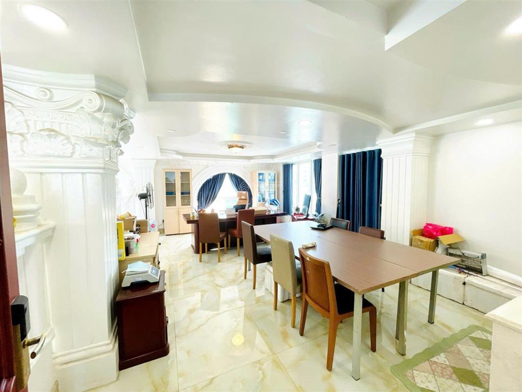 Bán căn góc 2 mặt tiền đinh tiên hoàng, quận bình thạnh 8x20m  5 tầng  hđt 140 triệu giá 36 tỷ