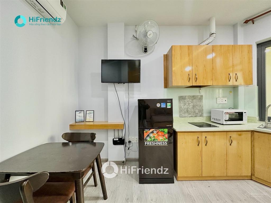 Bán tòa chdv ngay sân bay tân sơn nhất  hầm 5 tầng  hđt 140tr dt 8x18m  cửu long  giá 39 tỷ