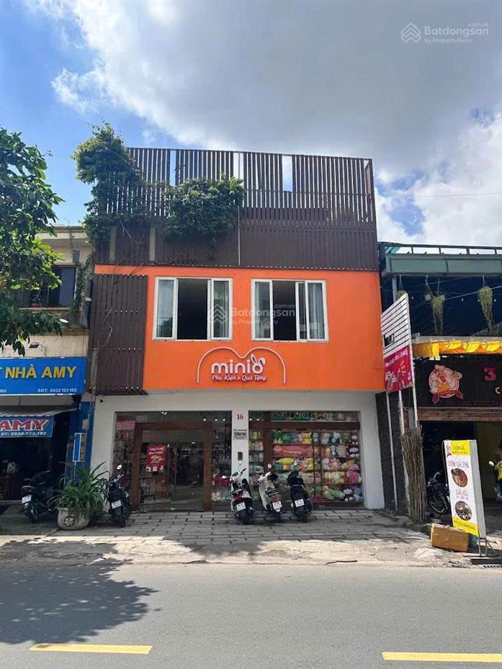 Ngang 11m mặt tiền ngay hoàng văn thụ, quận tân bình  kết cấu 4 tầng  hdt 105 triệu  giá 28 tỷ