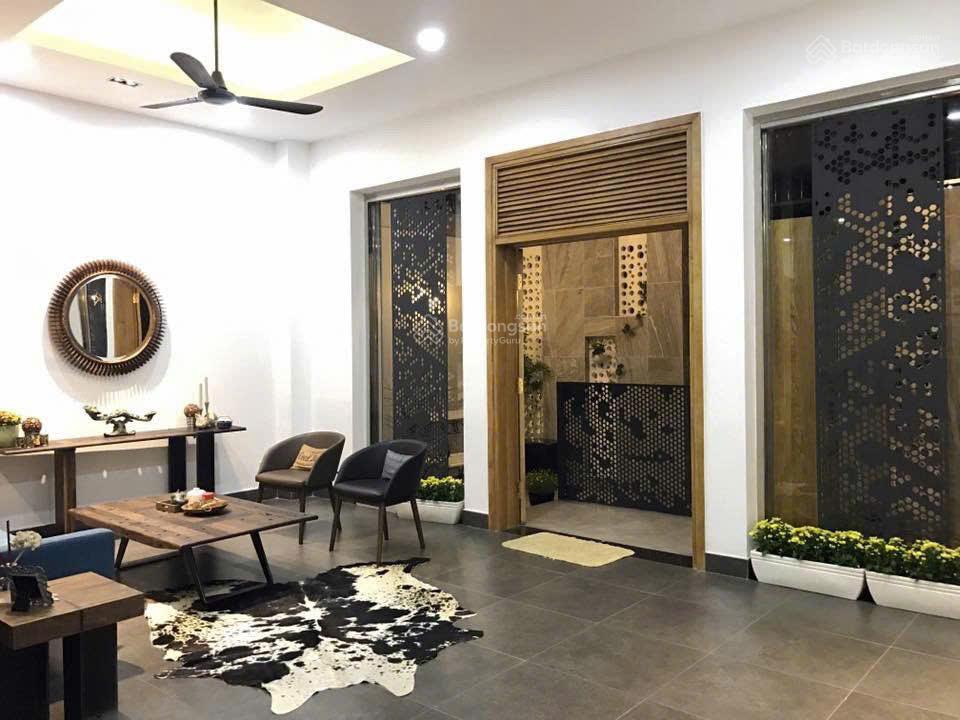 Bán biệt thự khu compound lương định của  4 tầng  dt 7x24m  hđt 100 triệu  giá 42 tỷ