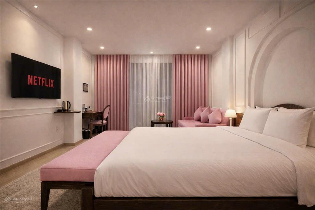 Chủ ngộp! bán tòa chdv đường nguyễn văn hưởngthảo điền  6 tầngdt 10x25m  hđt 220 triệugiá 59ty