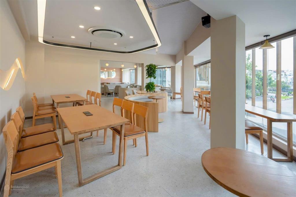 Siêu hiếm tòa nhà hầm 6 tầng mặt tiền pham bá vànhthành mỹ lợi 7x23mhđt 180 triệugiá 40 tỷ