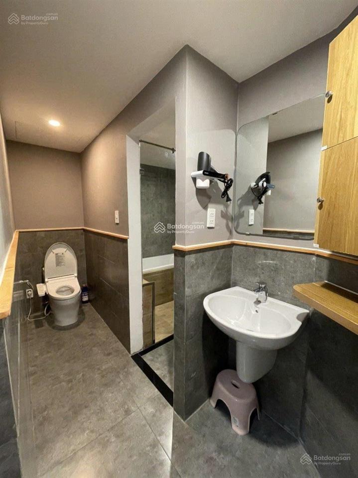 Bán gấp nhà đường hàm nghi  nguyễn huệ p. bến nghé, q1 dt 4,4m x 14m 5 tầng giá 40 tỷ