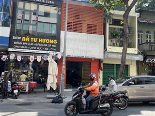 Bán gấp nhà mt đường calmett phường bến thành quận 1, dt 4 x 18,5m giá 35 tỷ tốt nhất khu vực