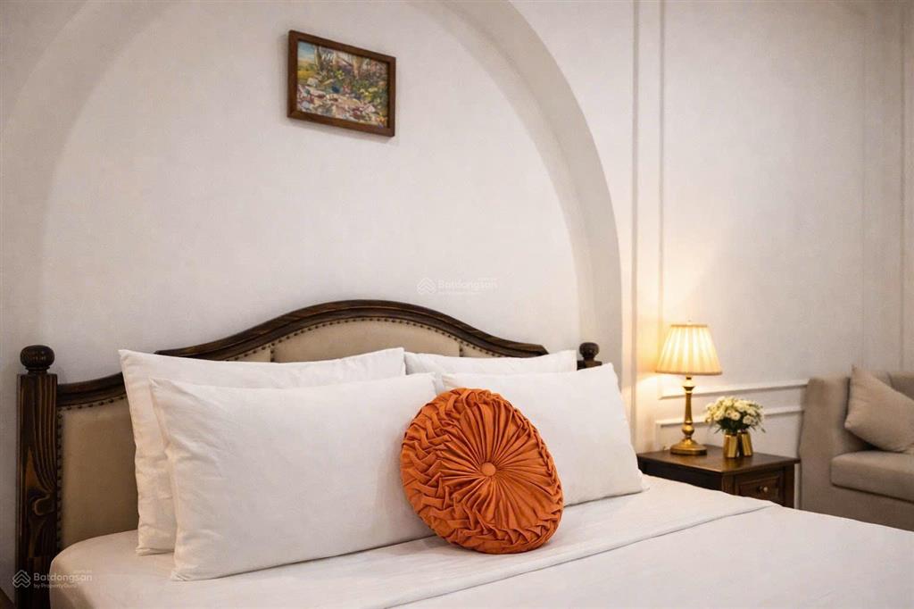 Bán gấp nhà mặt tiền  p.đakao  quận 1 dt 4m x 19m nhà mới, hđt 660 triệu/năm  giá 29 tỷ