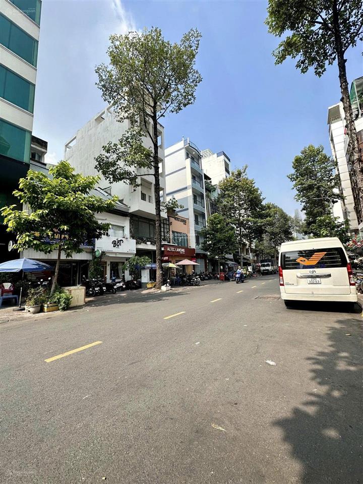 31 tỷ  bán gấp toà nhà mt đường nguyễn công trứ  quận 1, kc 9 tầng thang máy hđt 70 triệu/tháng