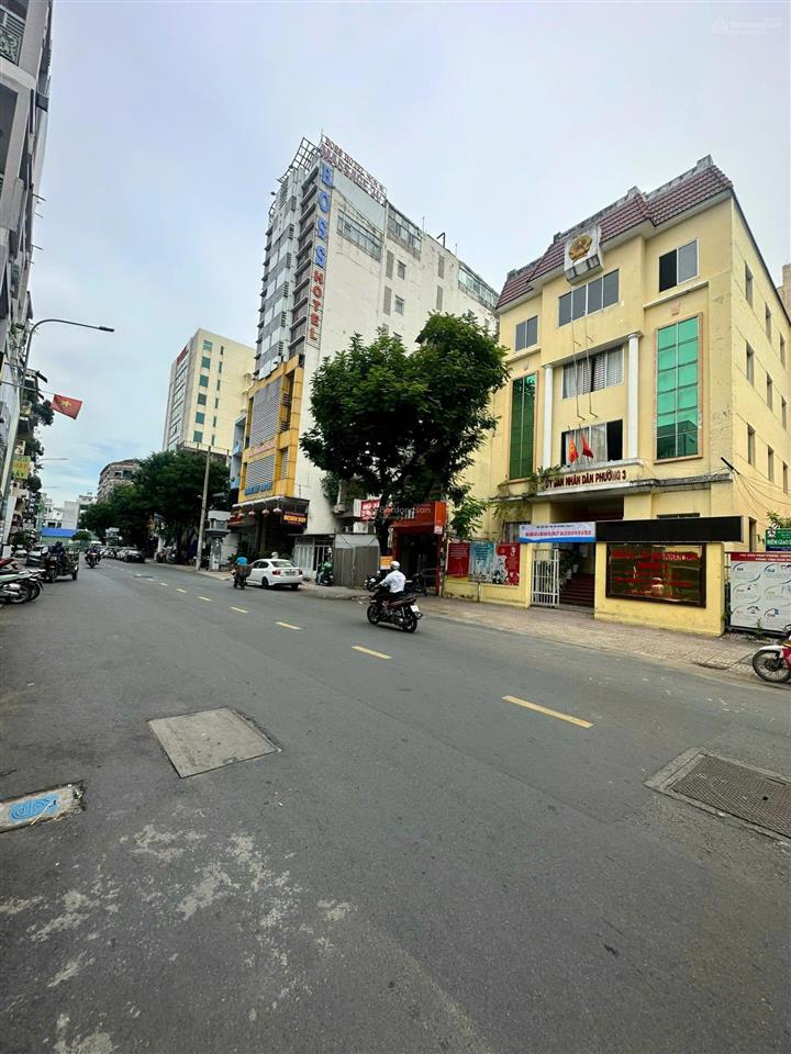 Bán gấp nhà mt đường nguyễn thiện thuật  quận 3 dt 4m x 23m, kết cấu giá 35 tỷ