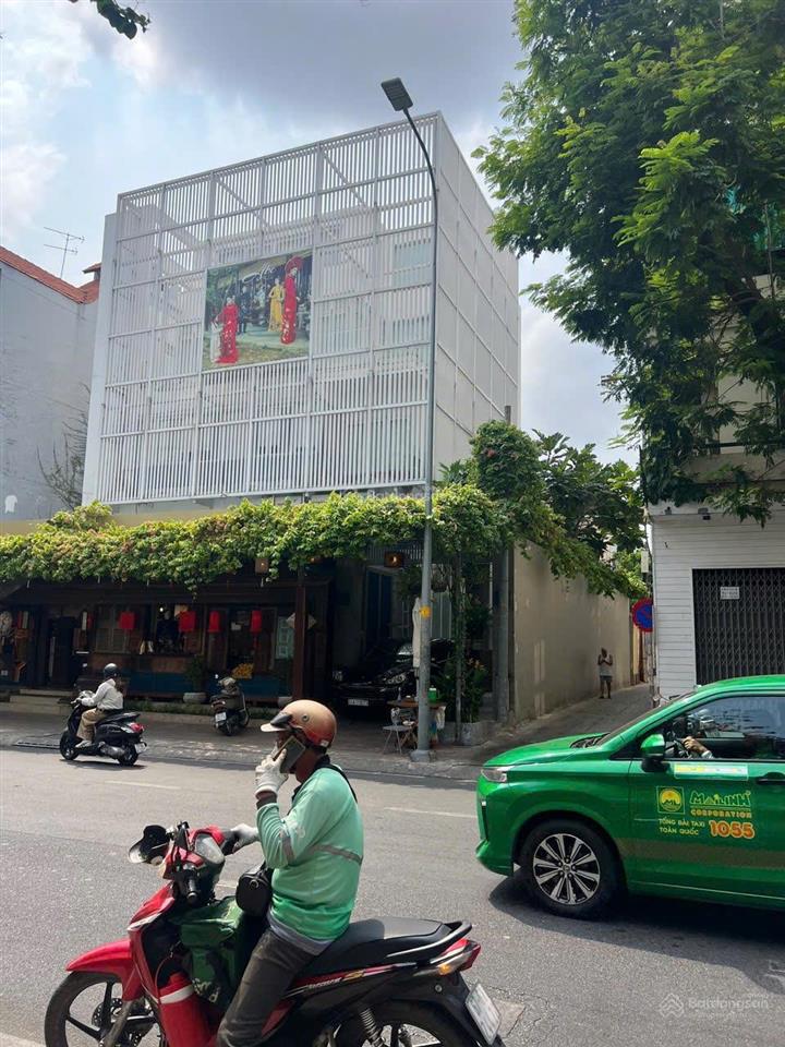 33 tỷ  97m2  bán gấp nhà góc 2 mt đường lý chính thắng  p. võ thị sáu  quận 3 dt 4,6m x28m