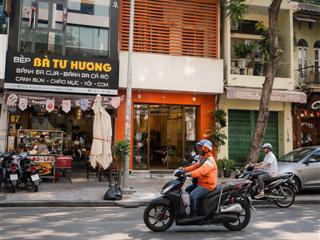 Bán gấp nhà mt yerssin ngay góc lê thị hồng gấm q1 4,1 x 19m giá 35 tỷ