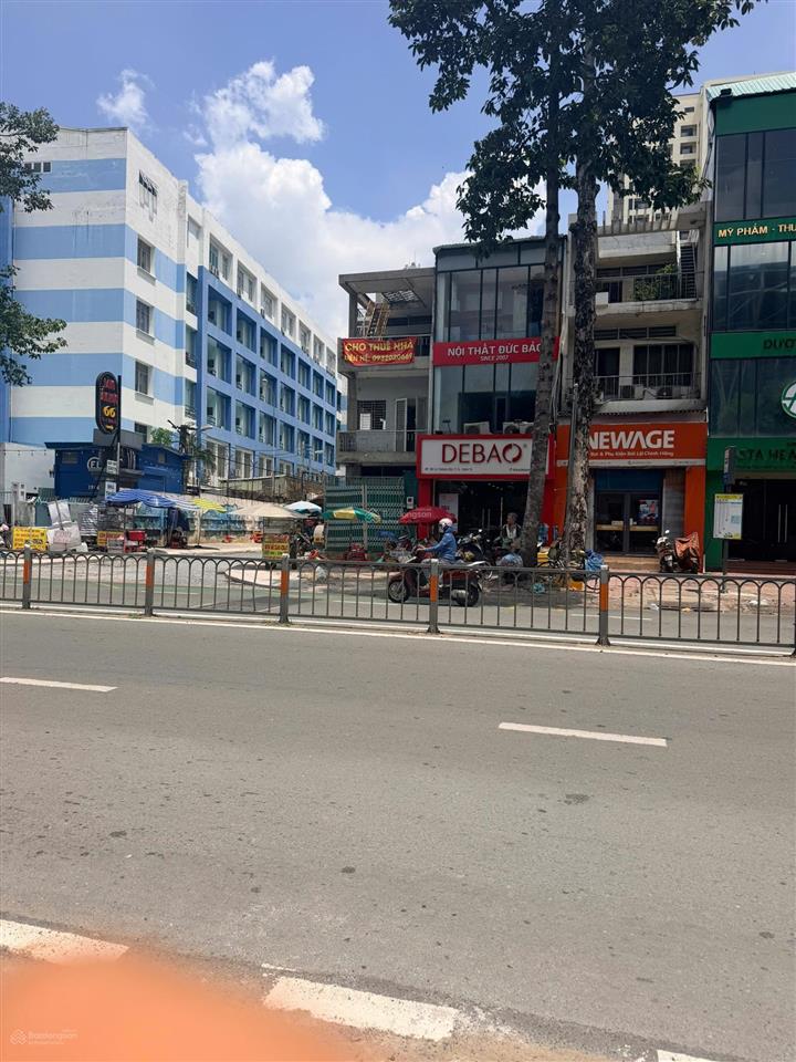 Siêu phẩm góc 2 mt lý thường kiệt q.10 dt 4,4 x 18m kc 4 tầng  32 tỷ
