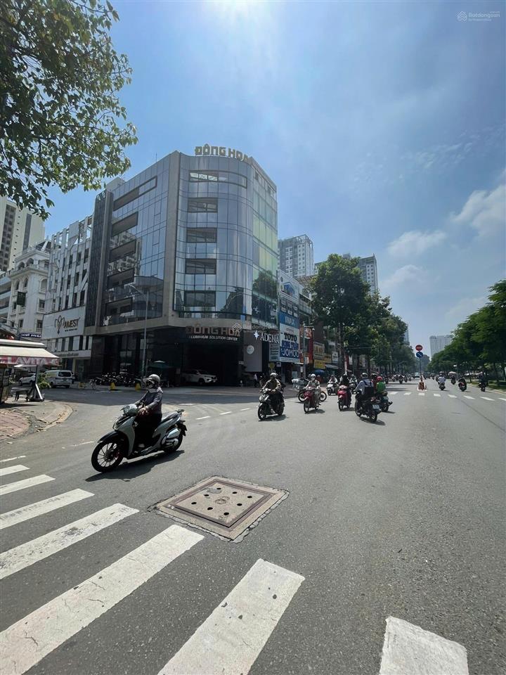 Siêu phẩm góc 2 mt lý thường kiệt q.10 dt 4,4 x 18m kc 4 tầng  32 tỷ