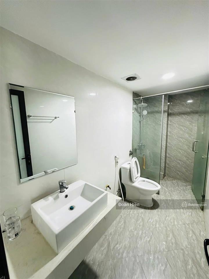 Bán gấp trước tết! nhà đào tấn, ngõ thông, gần phố, dân xây kcbt, tặng nt51m*5t, giá chỉ nhỉnh 9t