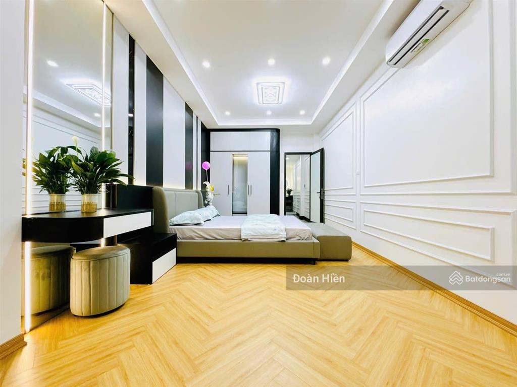 Bán gấp trước tết! nhà đào tấn, ngõ thông, gần phố, dân xây kcbt, tặng nt51m*5t, giá chỉ nhỉnh 9t