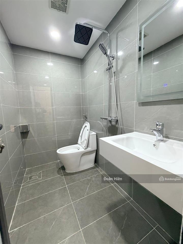 Giảm chào 650tr! nhà kim mã thông nguyễn công hoan, 20m ra ô tô, nhà mới tm, ở ngay đón tết, 43m*6t