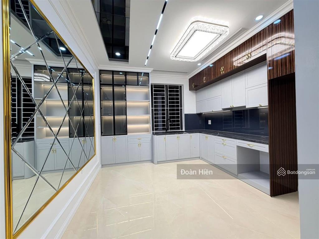 Giảm chào 650tr! nhà kim mã thông nguyễn công hoan, 20m ra ô tô, nhà mới tm, ở ngay đón tết, 43m*6t