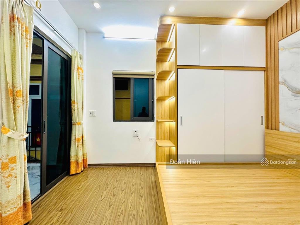 Tin chuẩn! nhà ngọc khánh, ngõ thông, gần ô tô, ba gác chạy, dân xây kcbt, tặng kèm nt, 50m*5t, 4pn