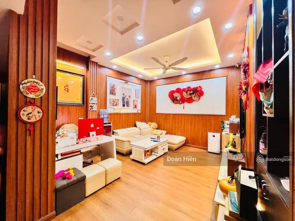 Chủ bán gấp trước tết! nhà ngọc khánh, ngõ thông, ba gác chạy, gần bãi xe ô tô, tặng nt, 50m*4t