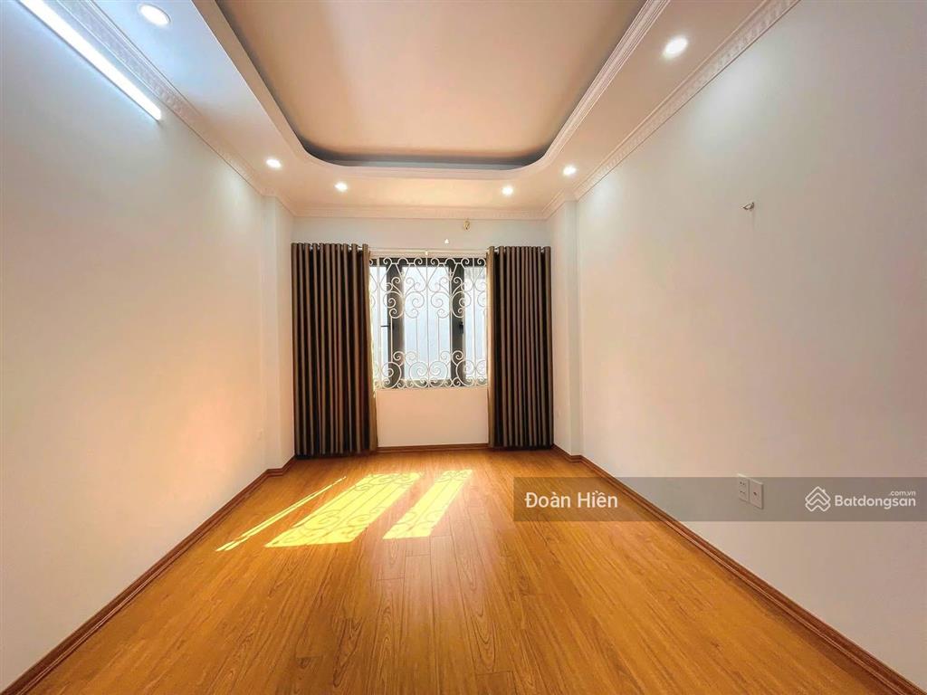 Chủ bán gấp trước tết! nhà ngọc khánh, ngõ thông, ba gác chạy, gần bãi xe ô tô, tặng nt, 50m*4t