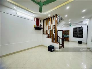 Chỉ 8 tỷ, bạn có ngay nhà phố đào tấn, dt 41m, 5 tầng, tổng 3pn, 50m ra ô tô, ngõ thông, gần trường