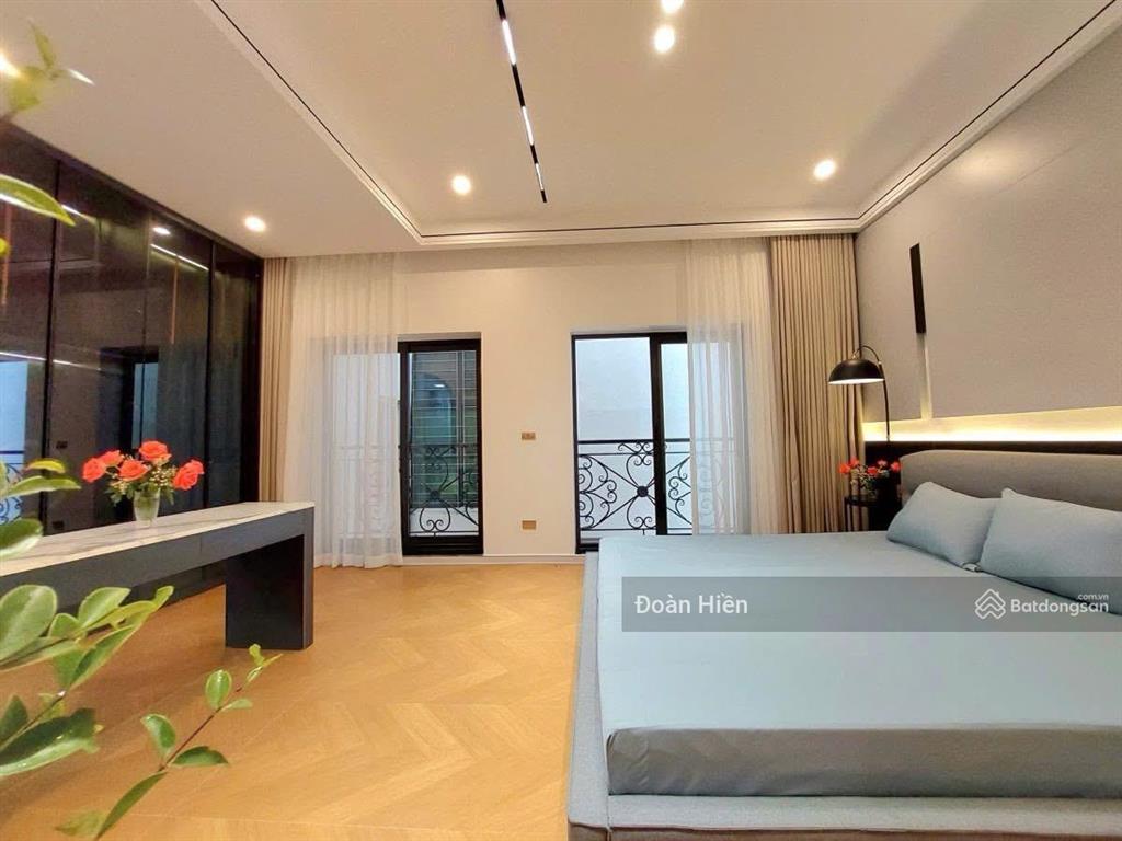 Nhà hiếm phố nguyễn văn huyên, chỉ 80m ra ô tô, ngõ thông rộng, chủ xây tâm huyết, tặng nt, 48m*5t