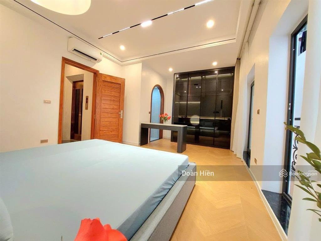 Nhà hiếm phố nguyễn văn huyên, chỉ 80m ra ô tô, ngõ thông rộng, chủ xây tâm huyết, tặng nt, 48m*5t