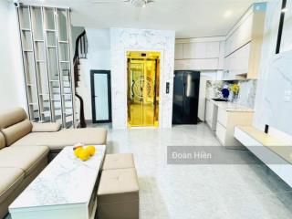 Hộ khẩu phố cổ! phó đức chính, 20m ra ô tô, ngõ rộng, nhà mới tm, homestay, apartment, 45m*6t