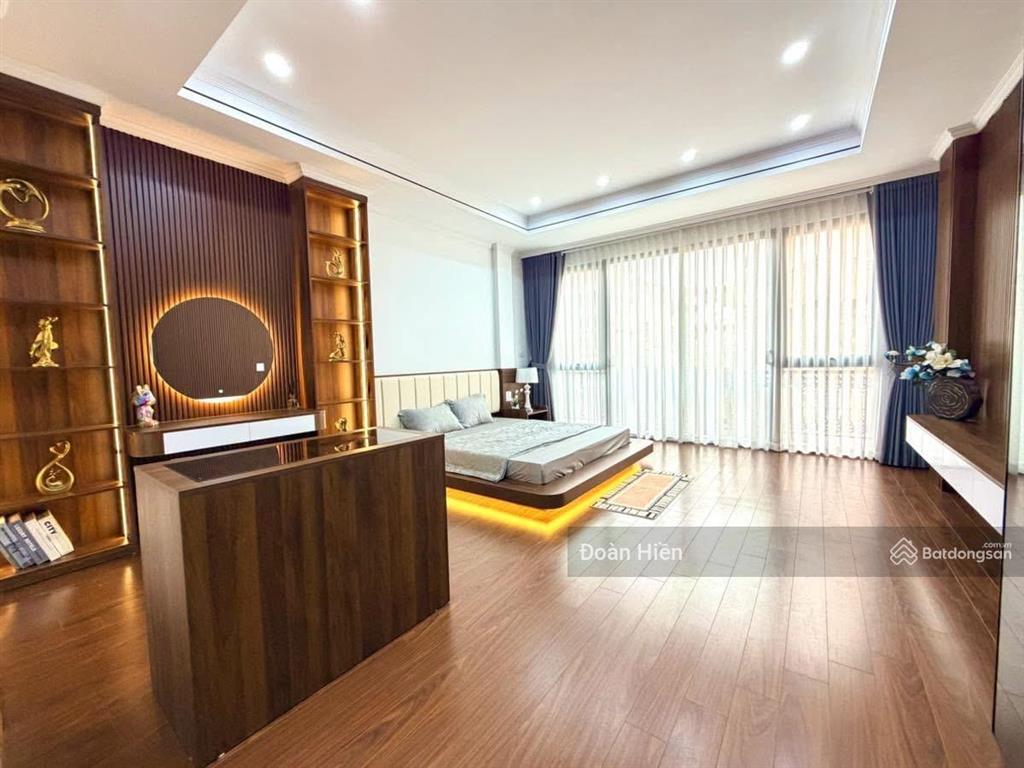 Sốc! giảm chào 600tr, nhà liễu giai, gần phố, ngõ thông, nhà mới full nt, vừa ở vừa cho thuê,48m*5t