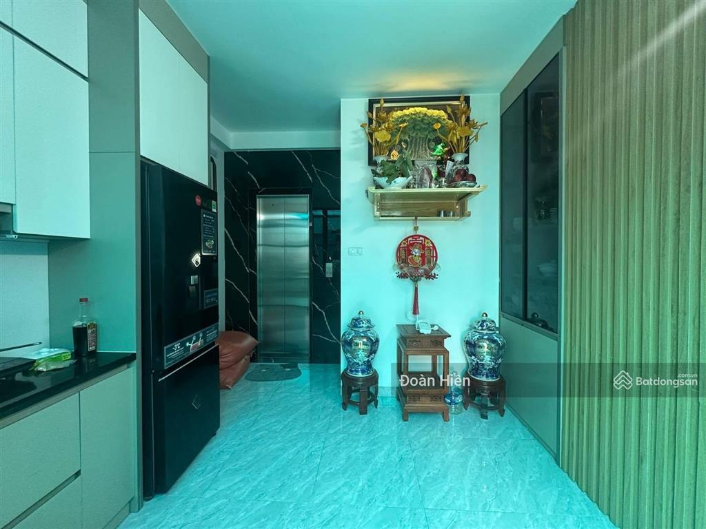 Chủ f0 cần sang tên nhà mới đội cấn, 6 tầng thang máy êm ru, 2 thoáng, ngõ 3 ba gác, full nt ở ngay