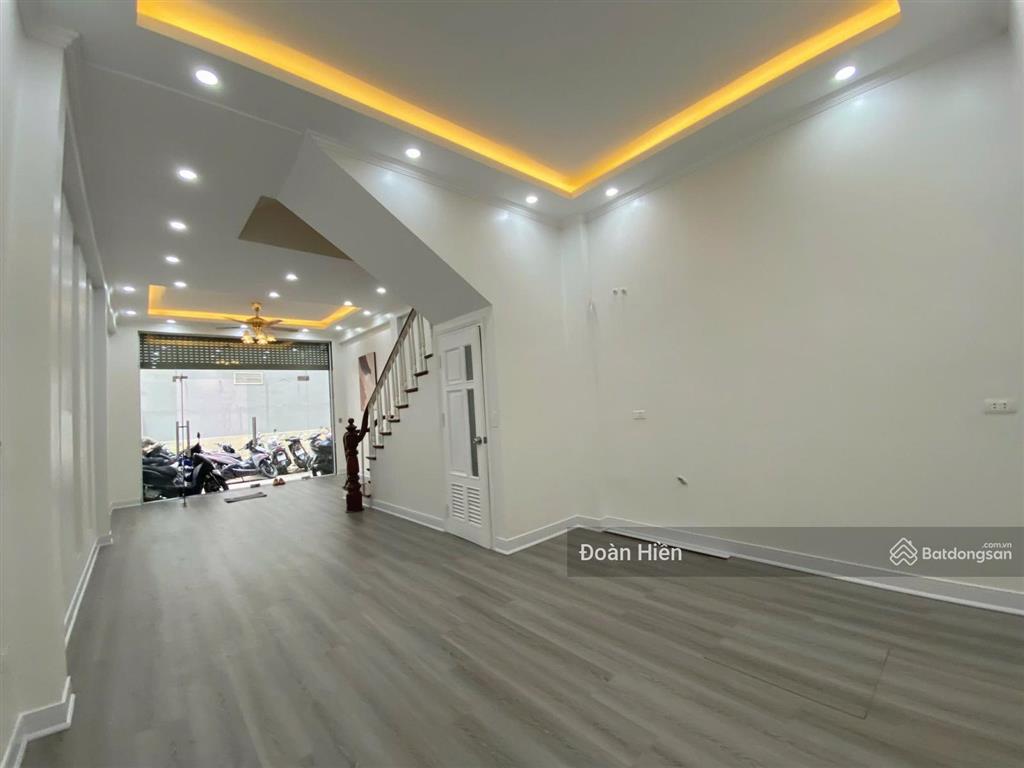 Chỉ 7x tỷ! văn cao, 3 nhà thẳng tắp phố, mặt ngõ thoáng sáng sh quay đầu, kinh doanh, ko qh 39m2