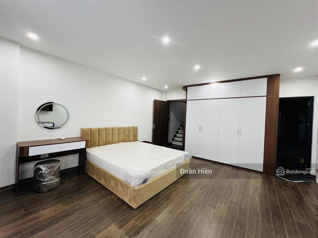 Nhà đội cấn, xây mới từ móng, 4ngủ thông sàn, thang máy êm, ở ngay/cho thuê, mặt ngõ thông, 53m2*7t