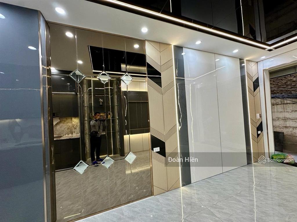 Nhà mới thành công, qh đã ổn định, mặt ngõ 3 gác nông 10m thẳng tắp ra phố, 2 thoáng nở hậu 36m2