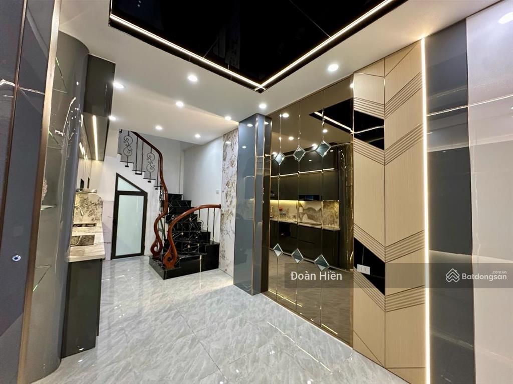Nhà mới thành công, qh đã ổn định, mặt ngõ 3 gác nông 10m thẳng tắp ra phố, 2 thoáng nở hậu 36m2