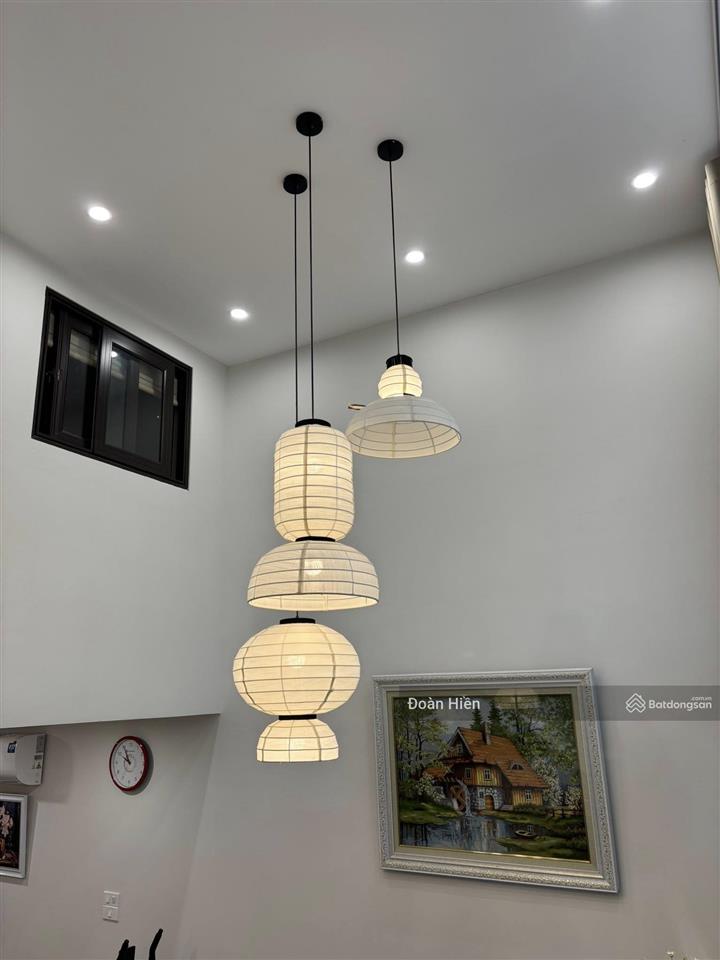 Chỉ 7,5 tỷ sở hữu nhà phố ngọc hà 39m2*5t, ngõ thông kinh doanh 50m oto tránh, hồ điều hòa, tặng nt