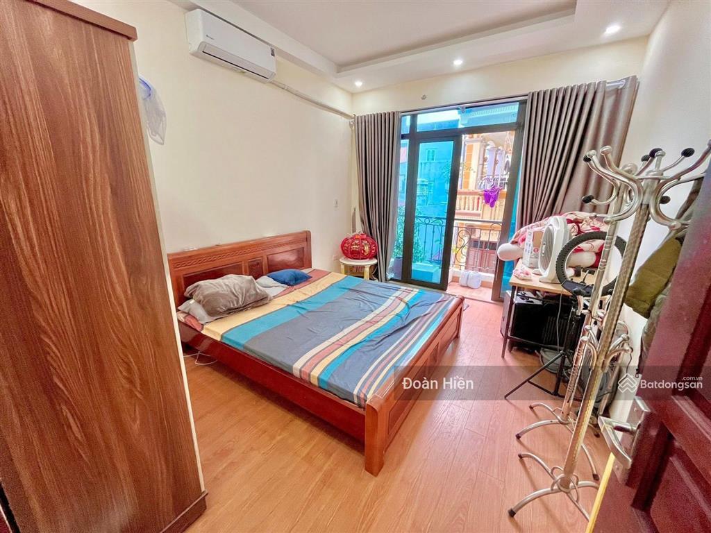 Bé hạt tiêu! p. ngọc hà, mặt ngõ thông kinh doanh, ô tô đỗ ngay cổng, tặng nt, sổ cc, dtsd 33m2*6t