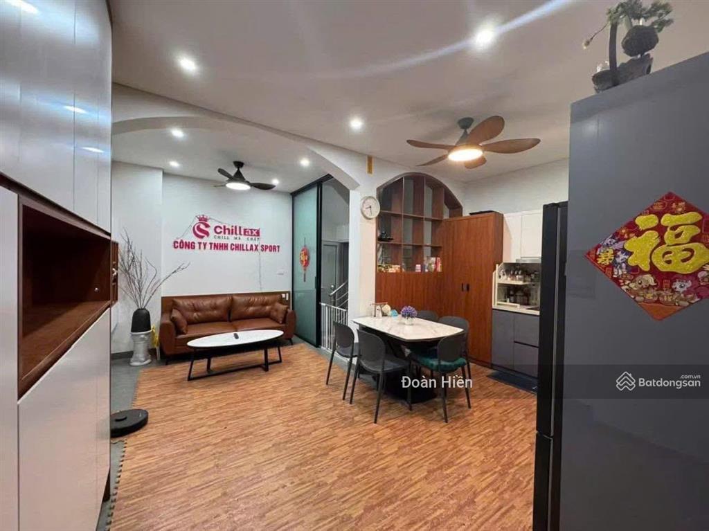 Hiếm phố cổ! cửa bắc, mặt ngõ nông to, 1 nhà thẳng tắp ra phố, xe tải đỗ cửa, ở+kd nhiều loại hình