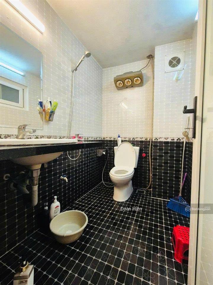 Phân lô kim mã thượng, ô tô lùi cửa, ngõ kd, 50m ra phố, dân xây kcbt chắc chắn, ngõ 3m, 45m*5t