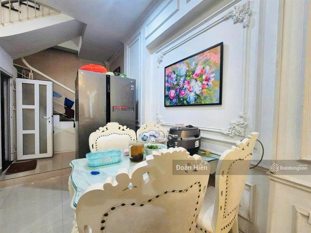 Phân lô kim mã thượng, ô tô lùi cửa, ngõ kd, 50m ra phố, dân xây kcbt chắc chắn, ngõ 3m, 45m*5t