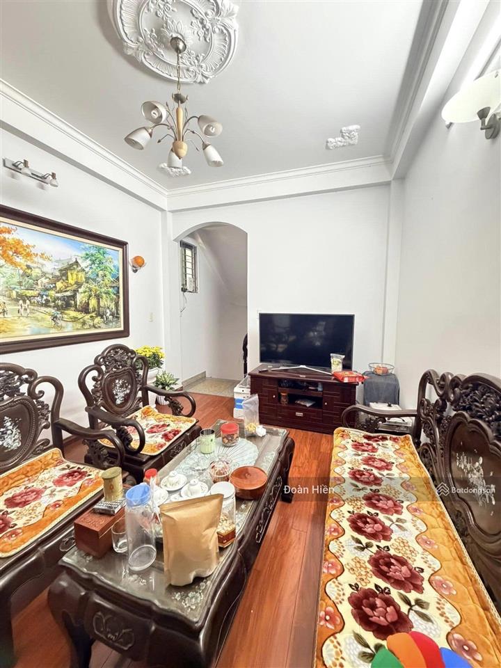 Tích sản nội đô! vạn bảo, mặt ngõ thông, ô tô đỗ cổng, kinh doanh, kcbt thang máy, không qh 39m2*5t