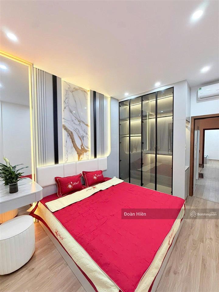 Quy hoạch trả lại tiền! văn cao, nhà đẹp sổ vuông, ngõ 3 gác nông, 10m ôtô tránh, tặng nt 41m2*5t