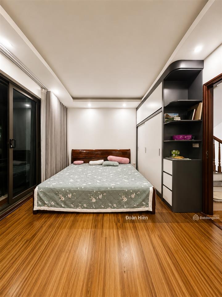 Đội cấn, mặt ngõ thẳng tắp, 3 bước ra phố, 35m2*5t chỉ 7.1 tỷ, 2 thoáng, sổ đỏ cc, ko qh